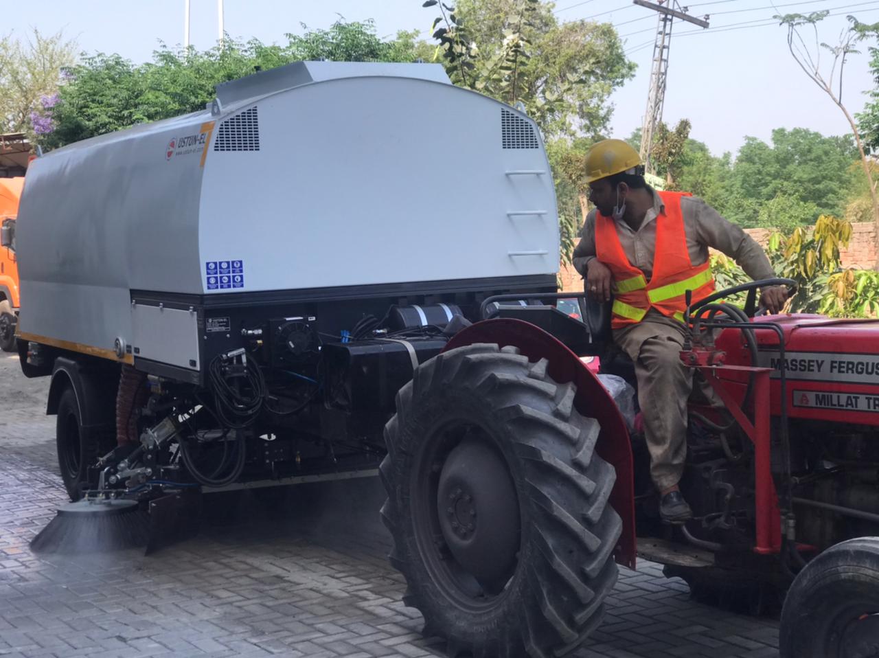 tractor-towed-motorized-sweeper-2-min