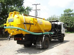 Vacuum Sewer Suction Truck graphic